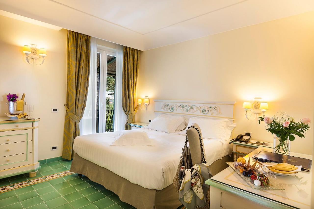 Excelsior Belvedere Hotel & Spa 伊斯基亚 外观 照片